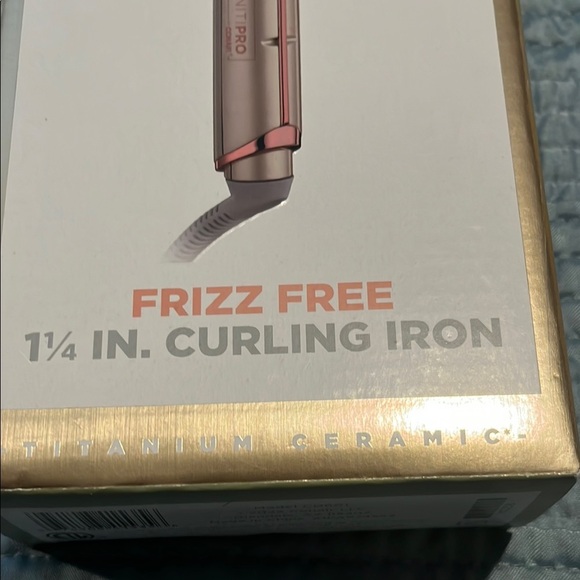 Rose Gold Curling Iron - Picture 2 of 5